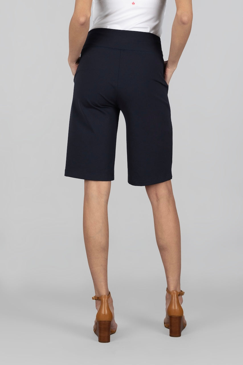 BERMUDA SHORT: BLACK