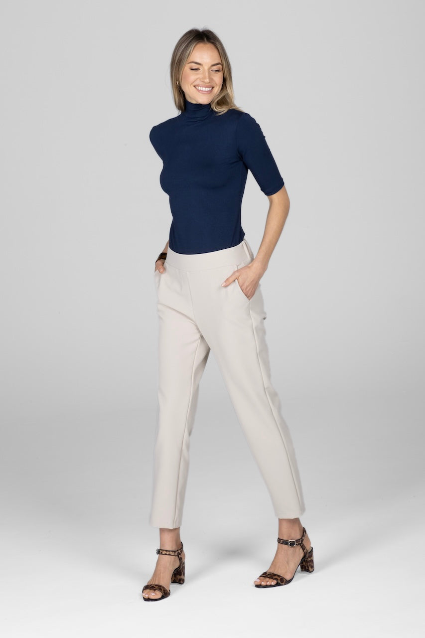 GRACE MOCKNECK TEE: MARINE NAVY