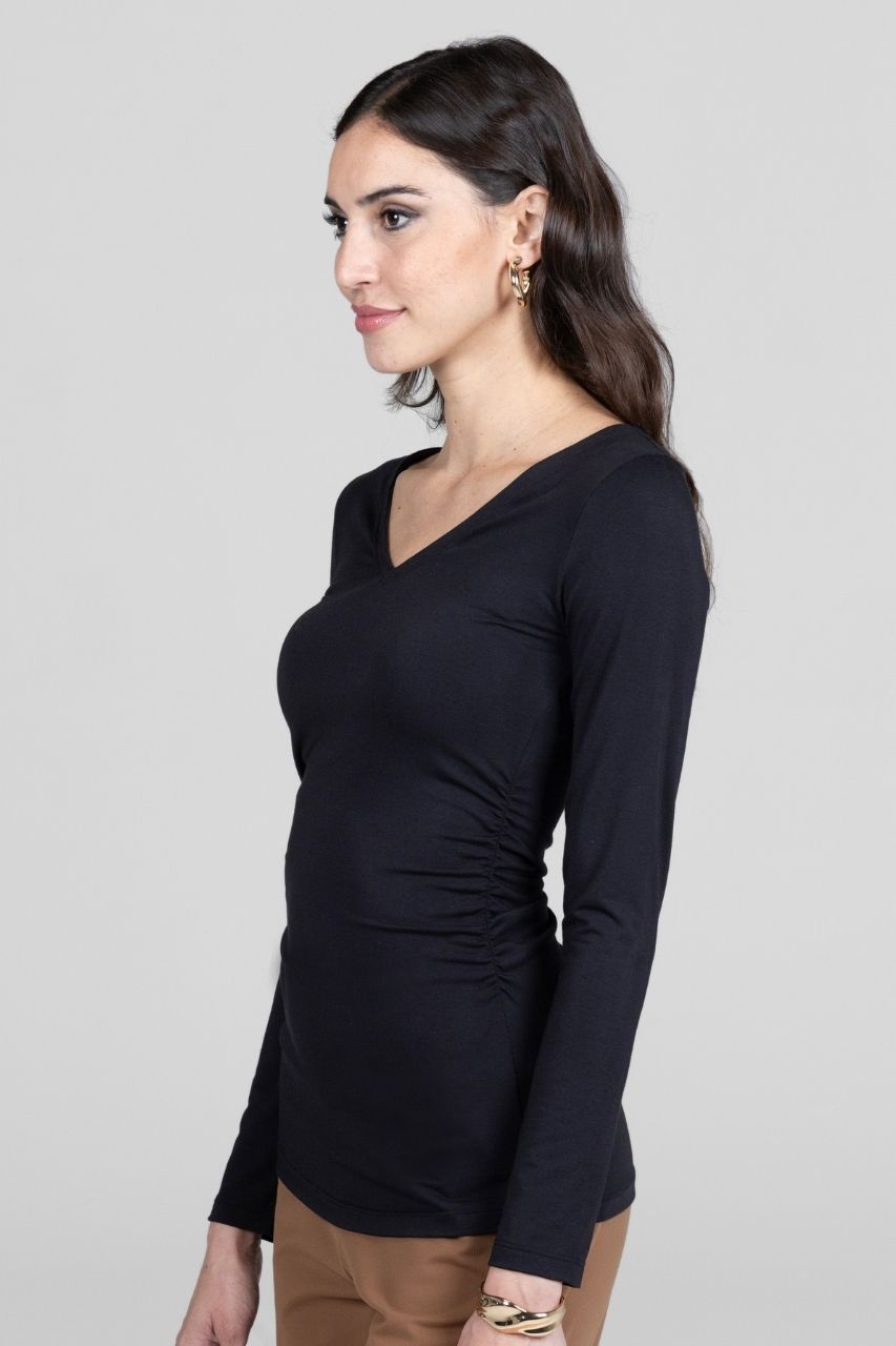 WIDE V-NECK TOP: BLACK