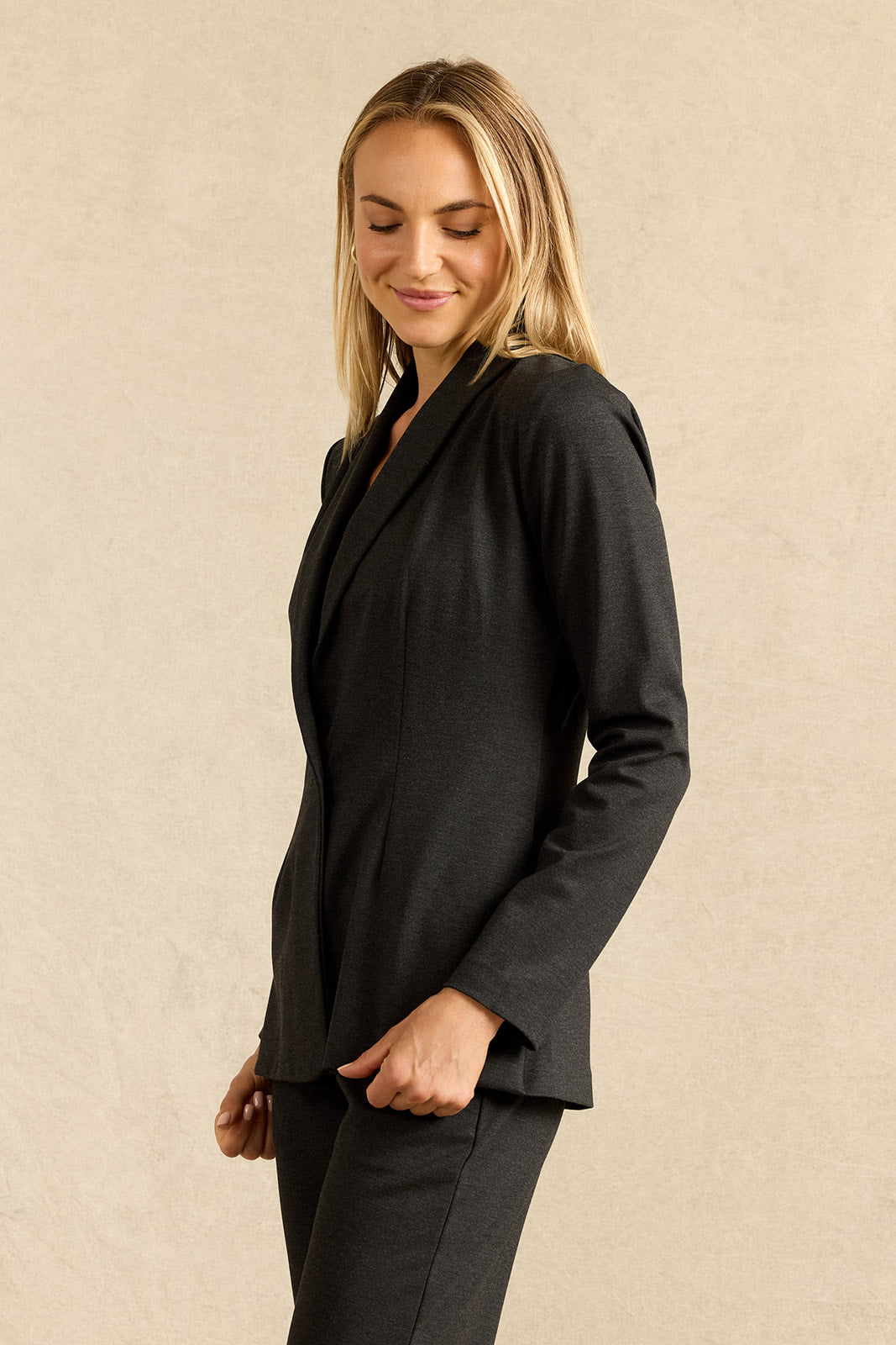 BLAZER: CHARCOAL PONTE