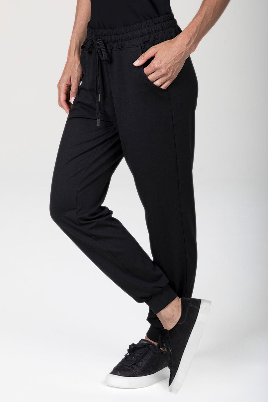 BOYFRIEND JOGGER: BLACK
