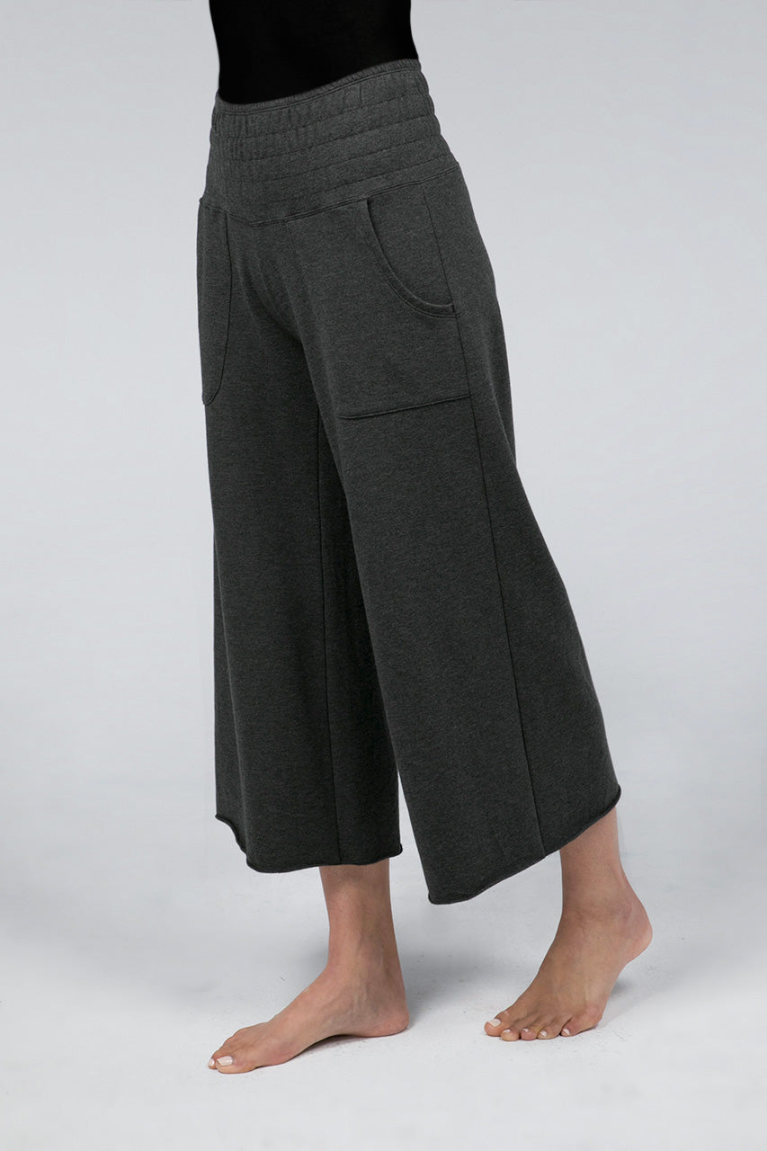 KIRAGRACE COZY BOHO CROP YOGA PANT: CHARCOAL HEATHER