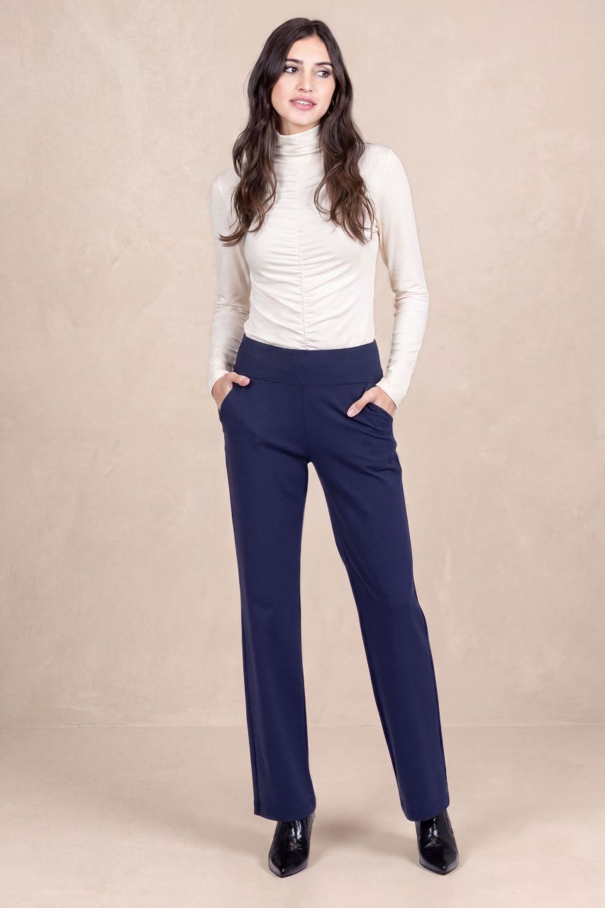 NINA STRAIGHT LEG PANT: OXFORD NAVY