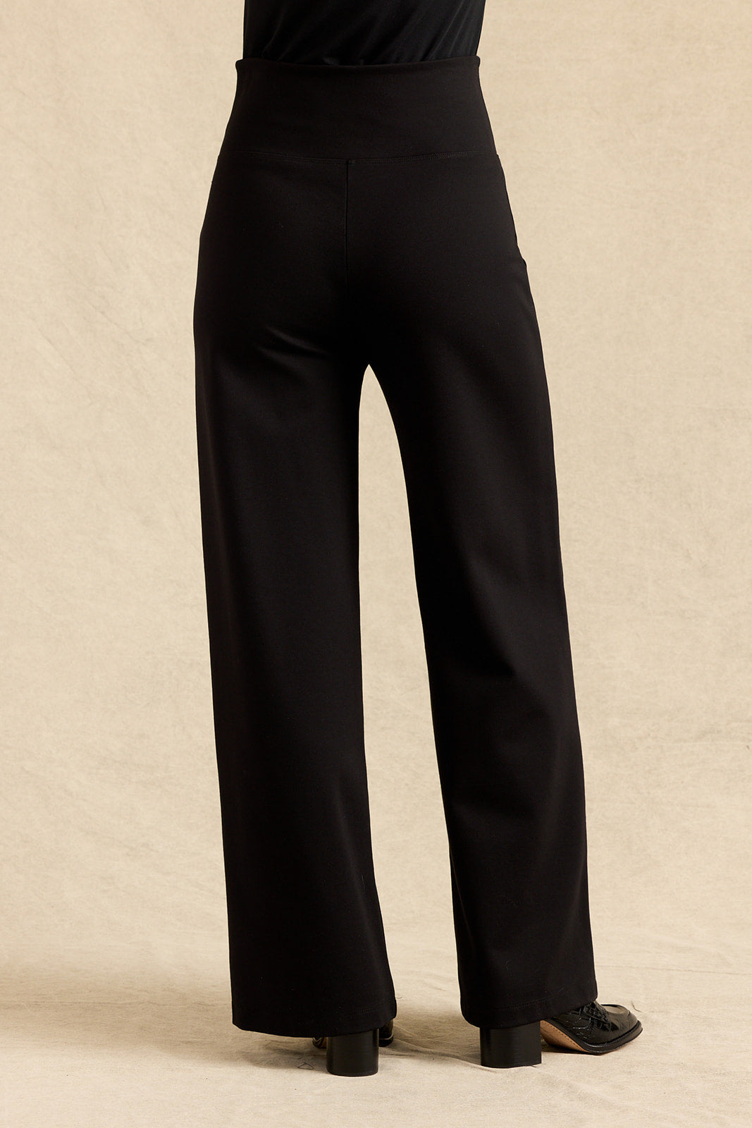 FLAWLESS HIGH WAIST WIDE LEG PANT: BLACK PONTE