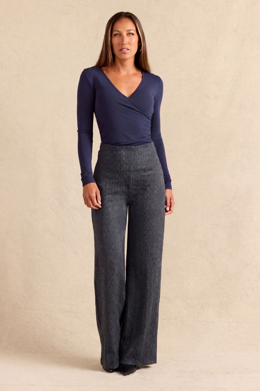 FLAWLESS HIGH WAIST WIDE LEG PANT: CHARCOAL HERRINGBONE