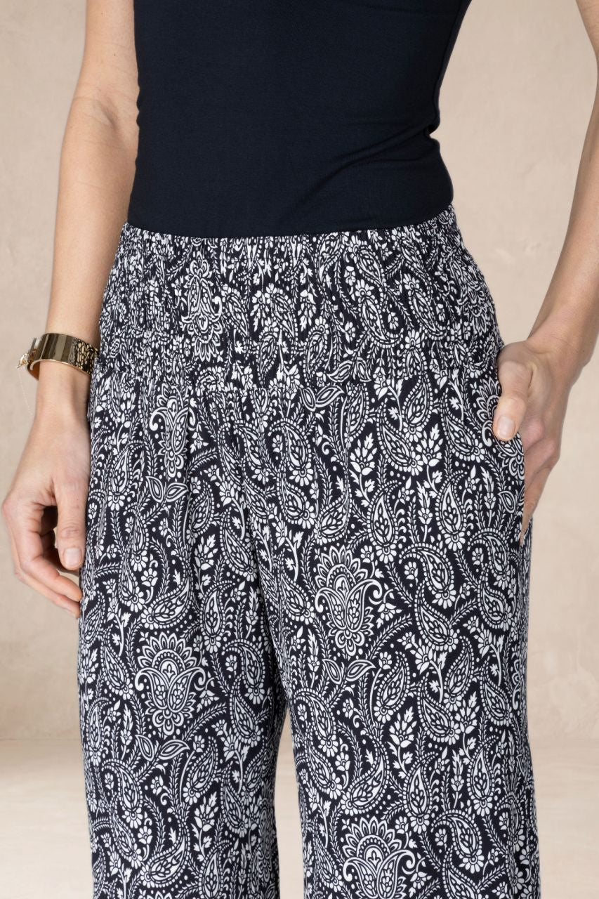 PORTOFINO TRAVEL PANT: BLACK PAISLEY