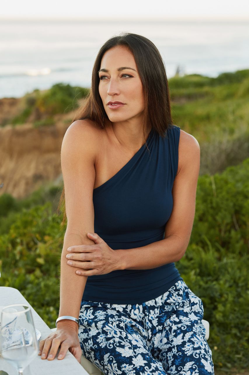 CLARA ONE-SHOULDER TANK: OXFORD BLUE