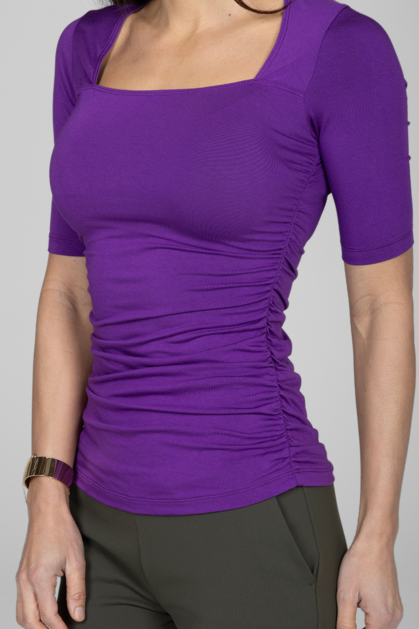 SQUARE NECK ELBOW SLEEVE TOP: AMETHYST