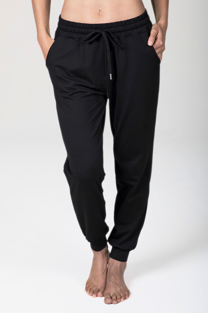 BOYFRIEND JOGGER: BLACK