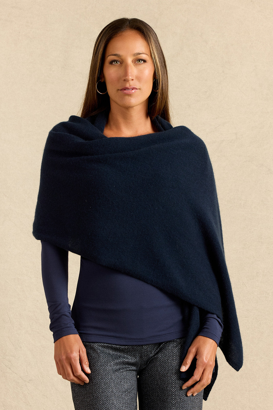 CASHMERE SCARF: NAVY