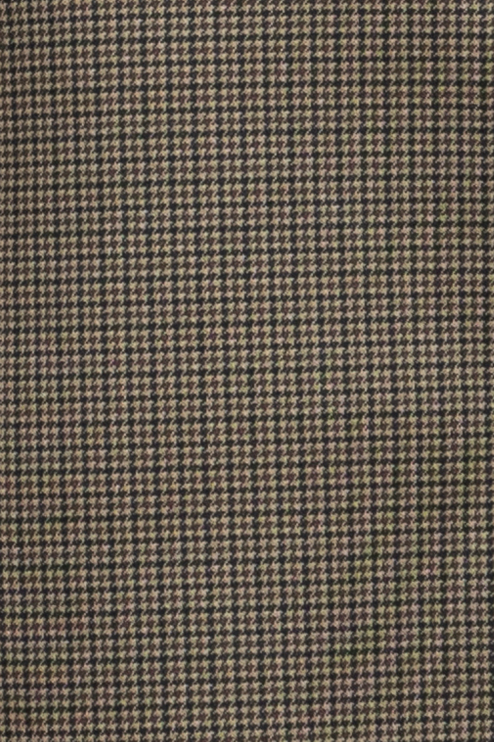 detail image of tiny houndstooth print close up