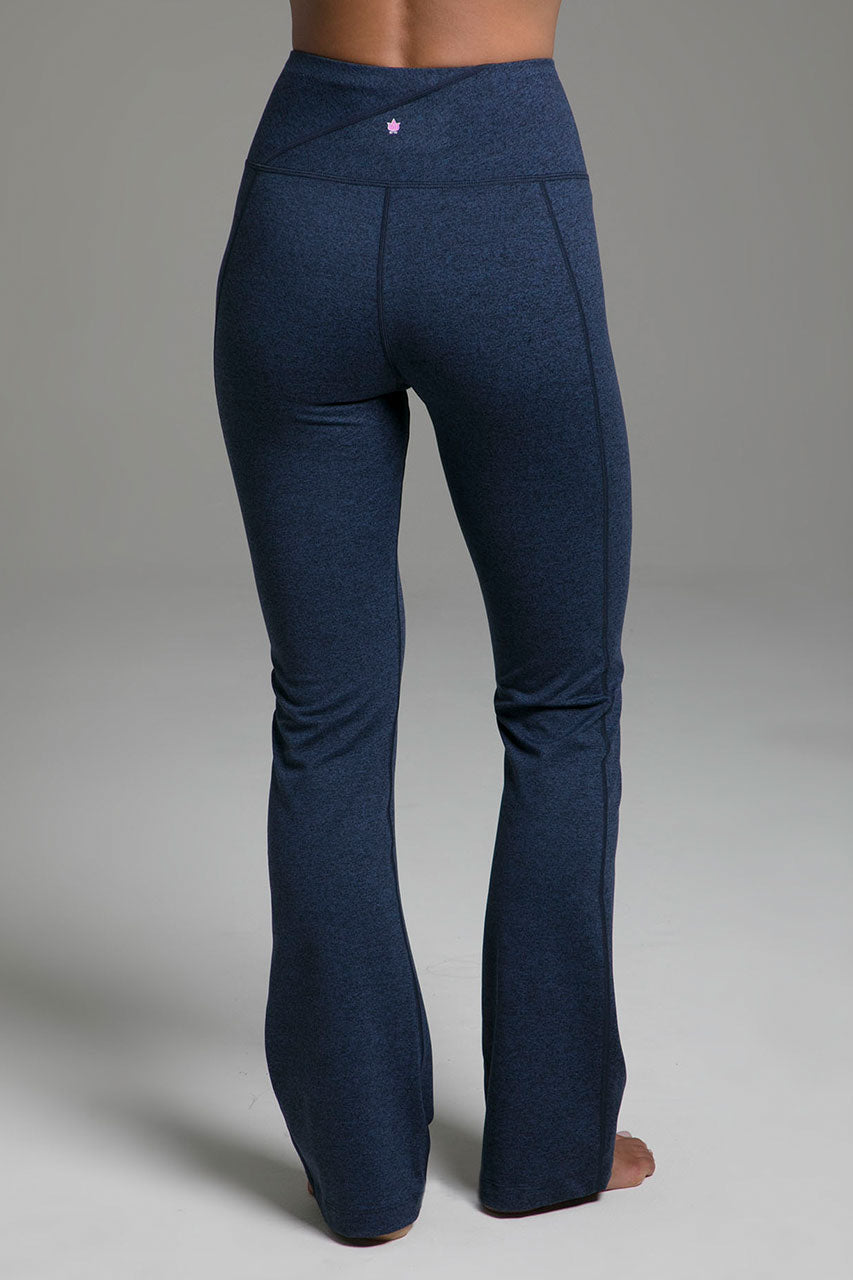 Ultra High Waist Goddess Bootcut (Iris Heather) cozy back view